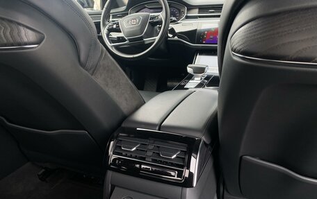 Audi A8, 2018 год, 7 140 000 рублей, 21 фотография