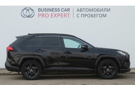 Toyota RAV4, 2021 год, 3 954 000 рублей, 6 фотография