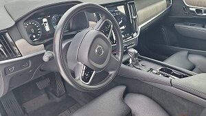 Volvo S90 II рестайлинг, 2021 год, 3 770 000 рублей, 9 фотография
