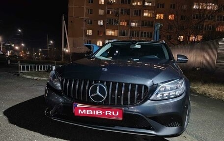 Mercedes-Benz C-Класс, 2020 год, 2 700 000 рублей, 24 фотография