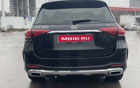 Mercedes-Benz GLE, 2022 год, 17 500 000 рублей, 3 фотография