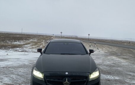Mercedes-Benz CLS, 2011 год, 2 500 000 рублей, 13 фотография