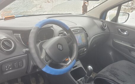 Renault Kaptur I рестайлинг, 2016 год, 1 330 000 рублей, 2 фотография