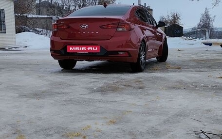 Hyundai Elantra VI рестайлинг, 2018 год, 1 610 000 рублей, 3 фотография
