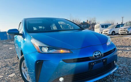 Toyota Prius IV XW50, 2019 год, 1 780 000 рублей, 5 фотография