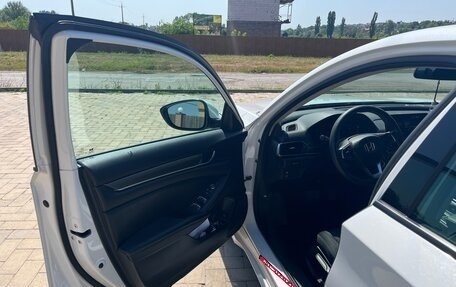Honda Accord IX рестайлинг, 2019 год, 2 280 000 рублей, 13 фотография