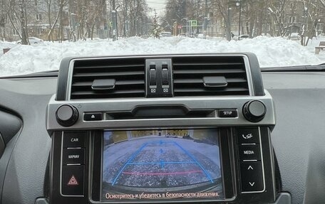 Toyota Land Cruiser Prado 150 рестайлинг 2, 2013 год, 4 690 000 рублей, 31 фотография