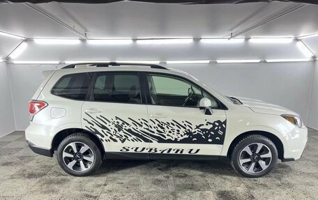 Subaru Forester, 2017 год, 1 965 000 рублей, 5 фотография