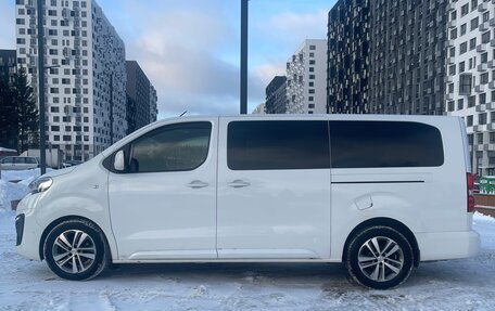 Peugeot Traveller I, 2018 год, 3 300 000 рублей, 8 фотография