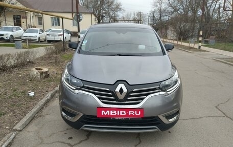Renault Espace V рестайлинг, 2017 год, 1 900 000 рублей, 5 фотография