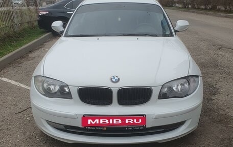 BMW 1 серия, 2011 год, 970 000 рублей, 10 фотография