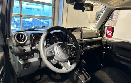 Suzuki Jimny, 2022 год, 3 850 000 рублей, 24 фотография