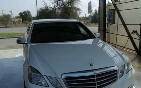 Mercedes-Benz E-Класс, 2012 год, 1 850 000 рублей, 11 фотография