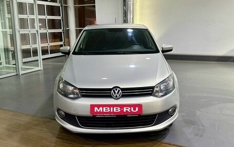 Volkswagen Polo VI (EU Market), 2013 год, 970 000 рублей, 3 фотография