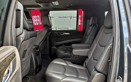 Cadillac Escalade IV, 2018 год, 6 300 000 рублей, 3 фотография