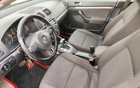 Volkswagen Jetta VI, 2010 год, 670 000 рублей, 10 фотография
