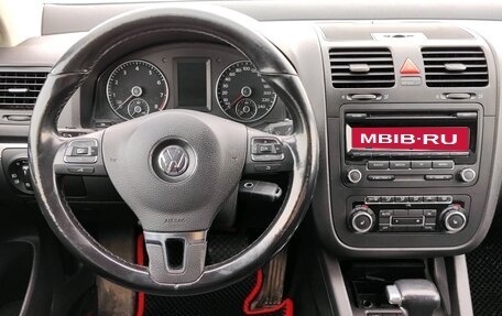 Volkswagen Jetta VI, 2010 год, 670 000 рублей, 12 фотография