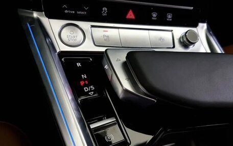 Audi e-tron I, 2020 год, 6 800 000 рублей, 9 фотография