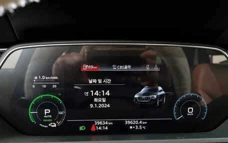 Audi e-tron I, 2020 год, 6 800 000 рублей, 8 фотография