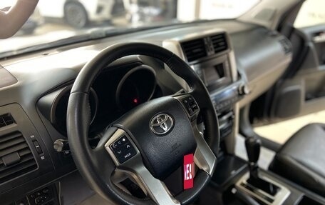 Toyota Land Cruiser Prado 150 рестайлинг 2, 2013 год, 3 270 000 рублей, 16 фотография