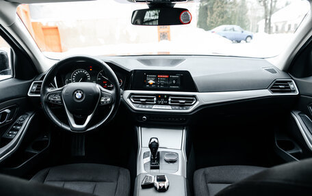 BMW 3 серия, 2020 год, 2 700 000 рублей, 6 фотография