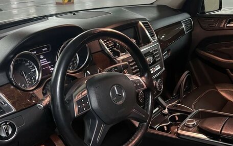 Mercedes-Benz M-Класс, 2011 год, 2 600 000 рублей, 7 фотография
