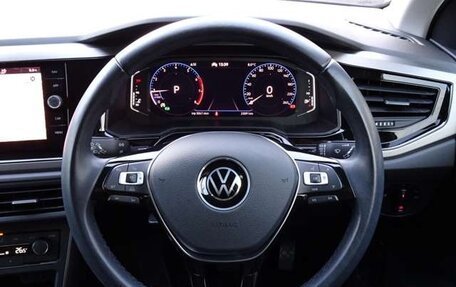 Volkswagen Polo VI (EU Market), 2021 год, 1 073 000 рублей, 8 фотография