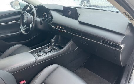 Mazda 3, 2019 год, 2 080 000 рублей, 11 фотография