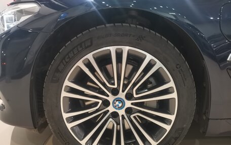 BMW 5 серия, 2019 год, 3 990 000 рублей, 10 фотография
