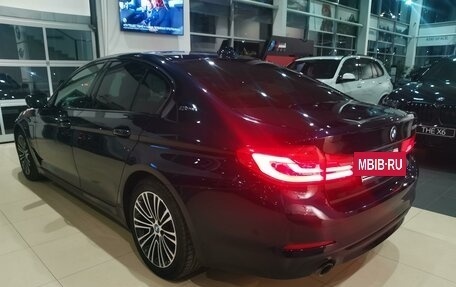 BMW 5 серия, 2019 год, 3 990 000 рублей, 7 фотография