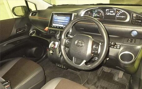 Toyota Sienta II, 2019 год, 970 000 рублей, 3 фотография