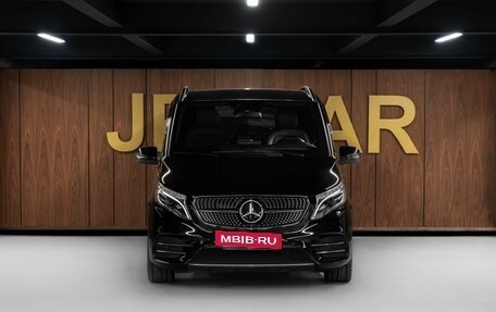 Mercedes-Benz V-Класс, 2016 год, 12 980 000 рублей, 2 фотография