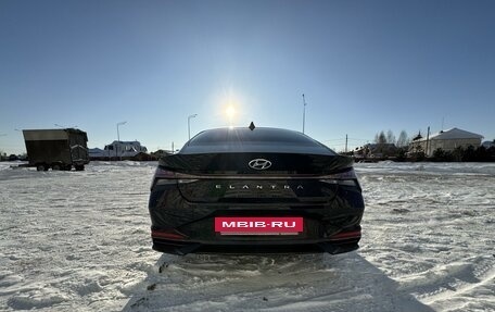 Hyundai Elantra, 2021 год, 1 899 000 рублей, 4 фотография
