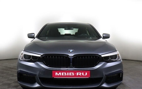 BMW 5 серия, 2018 год, 3 920 000 рублей, 2 фотография