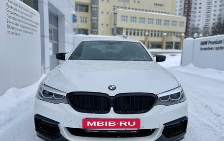 BMW 5 серия, 2019 год, 3 820 000 рублей, 3 фотография