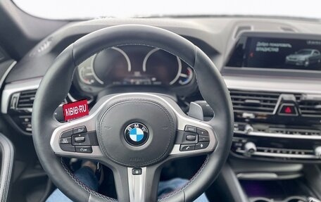 BMW 5 серия, 2019 год, 3 820 000 рублей, 14 фотография