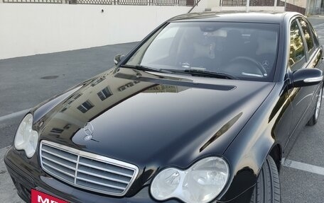 Mercedes-Benz C-Класс, 2007 год, 950 000 рублей, 5 фотография