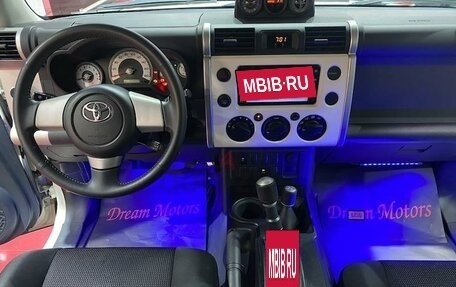 Toyota FJ Cruiser, 2019 год, 4 967 000 рублей, 7 фотография
