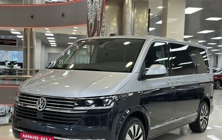 Volkswagen Multivan T6 рестайлинг, 2020 год, 7 195 000 рублей, 2 фотография