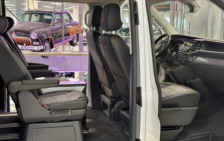 Volkswagen Multivan T6 рестайлинг, 2020 год, 7 195 000 рублей, 35 фотография