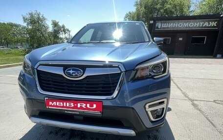 Subaru Forester, 2018 год, 2 690 000 рублей, 2 фотография
