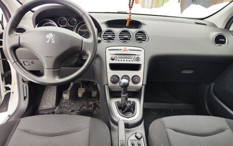 Peugeot 408 I рестайлинг, 2014 год, 995 000 рублей, 12 фотография