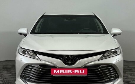 Toyota Camry, 2019 год, 3 689 000 рублей, 2 фотография