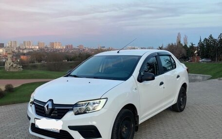 Renault Logan II, 2018 год, 1 300 000 рублей, 3 фотография