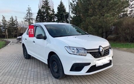 Renault Logan II, 2018 год, 1 300 000 рублей, 5 фотография