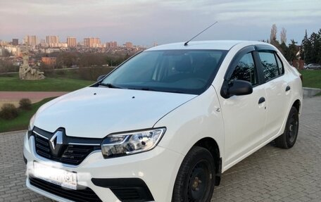 Renault Logan II, 2018 год, 1 300 000 рублей, 14 фотография