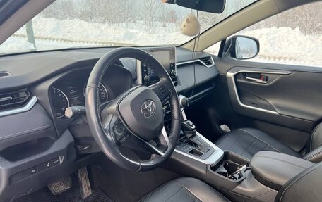 Toyota RAV4, 2019 год, 3 650 000 рублей, 20 фотография