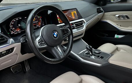 BMW 3 серия, 2019 год, 4 260 000 рублей, 23 фотография