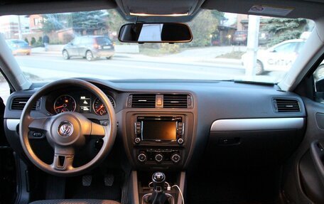 Volkswagen Jetta VI, 2012 год, 1 090 000 рублей, 18 фотография