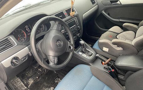 Volkswagen Jetta VI, 2013 год, 1 400 000 рублей, 8 фотография